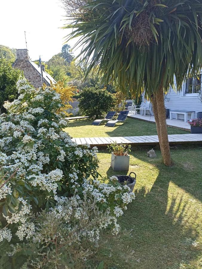 Lodge Avec Vue Sur La Riviere Lannion Exterior photo